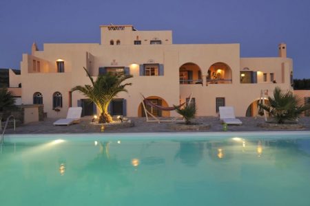 Parian Holiday Villas